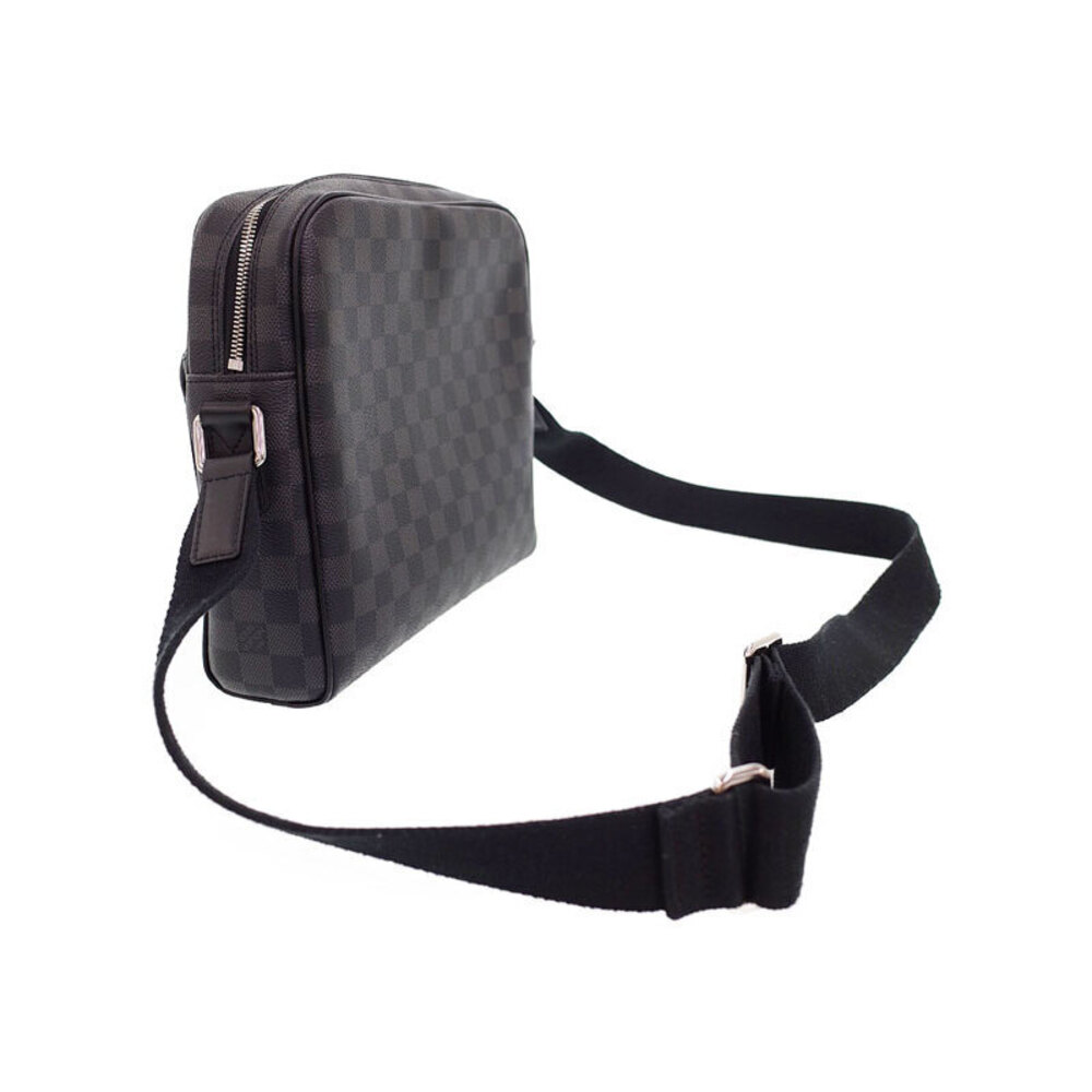 Louis Vuitton Black Shoulder Bag Damier Dayton Graphite